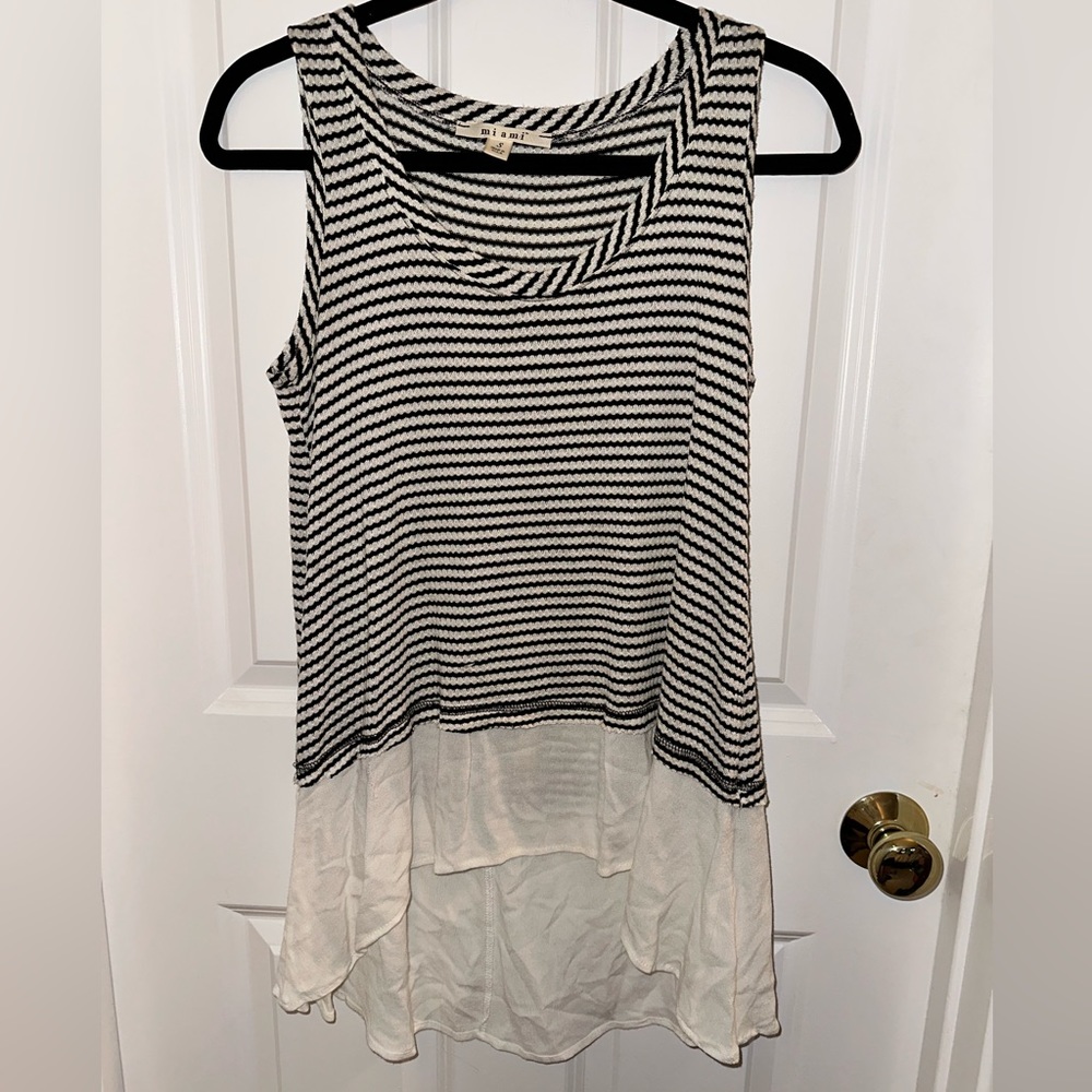 High-low Size Small Black & White Striped Tank